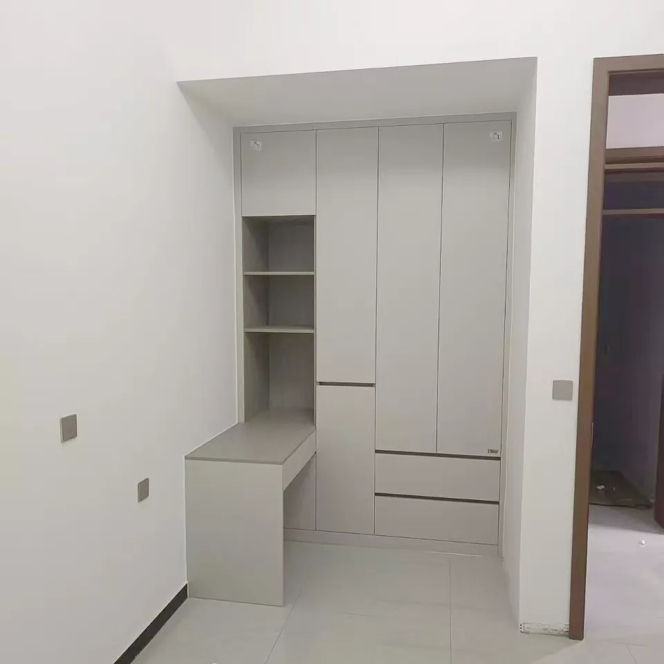 Tủ quần áo gỗ tuyết tùng thơm